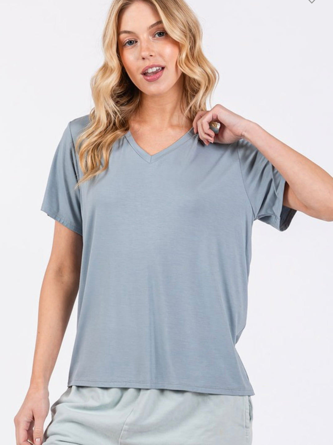 Basic Fit Flowy V-Neck Tee in Chambray Blue