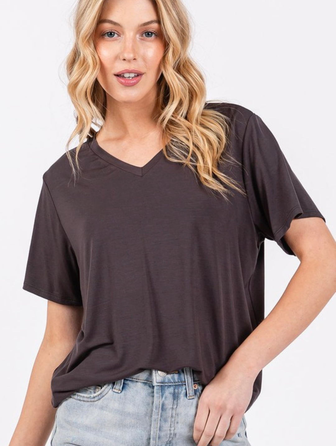 Basic Fit Flowy V-Neck Tee in Charcoal