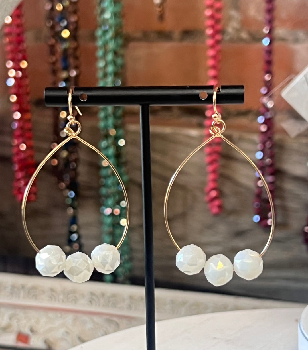 Teardrop Gold Wire w/trio White Beads Earrings