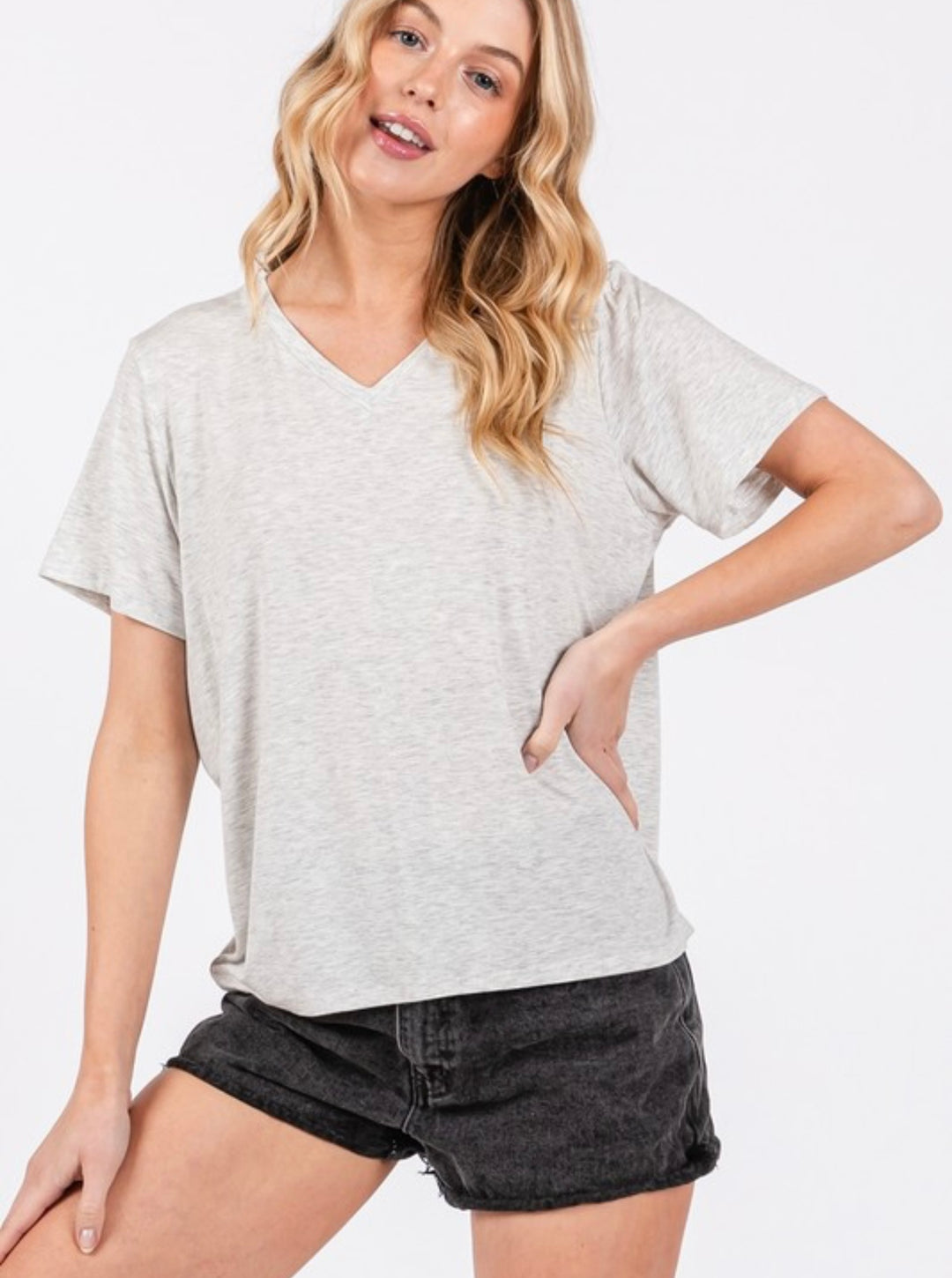 Basic Fit Flowy V-Neck Tee in Light Grey