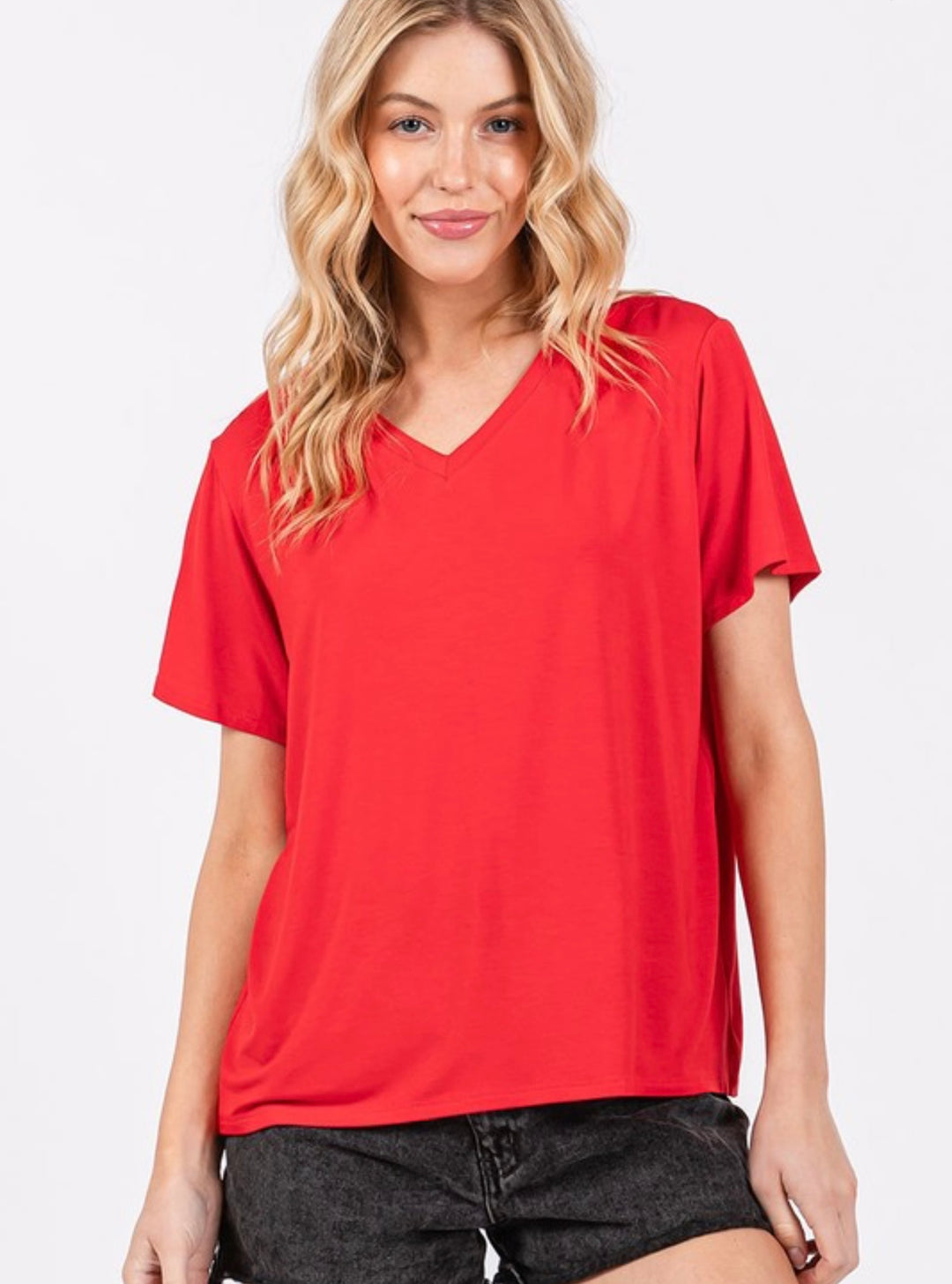 Basic Fit Flowy V-Neck Tee in Red