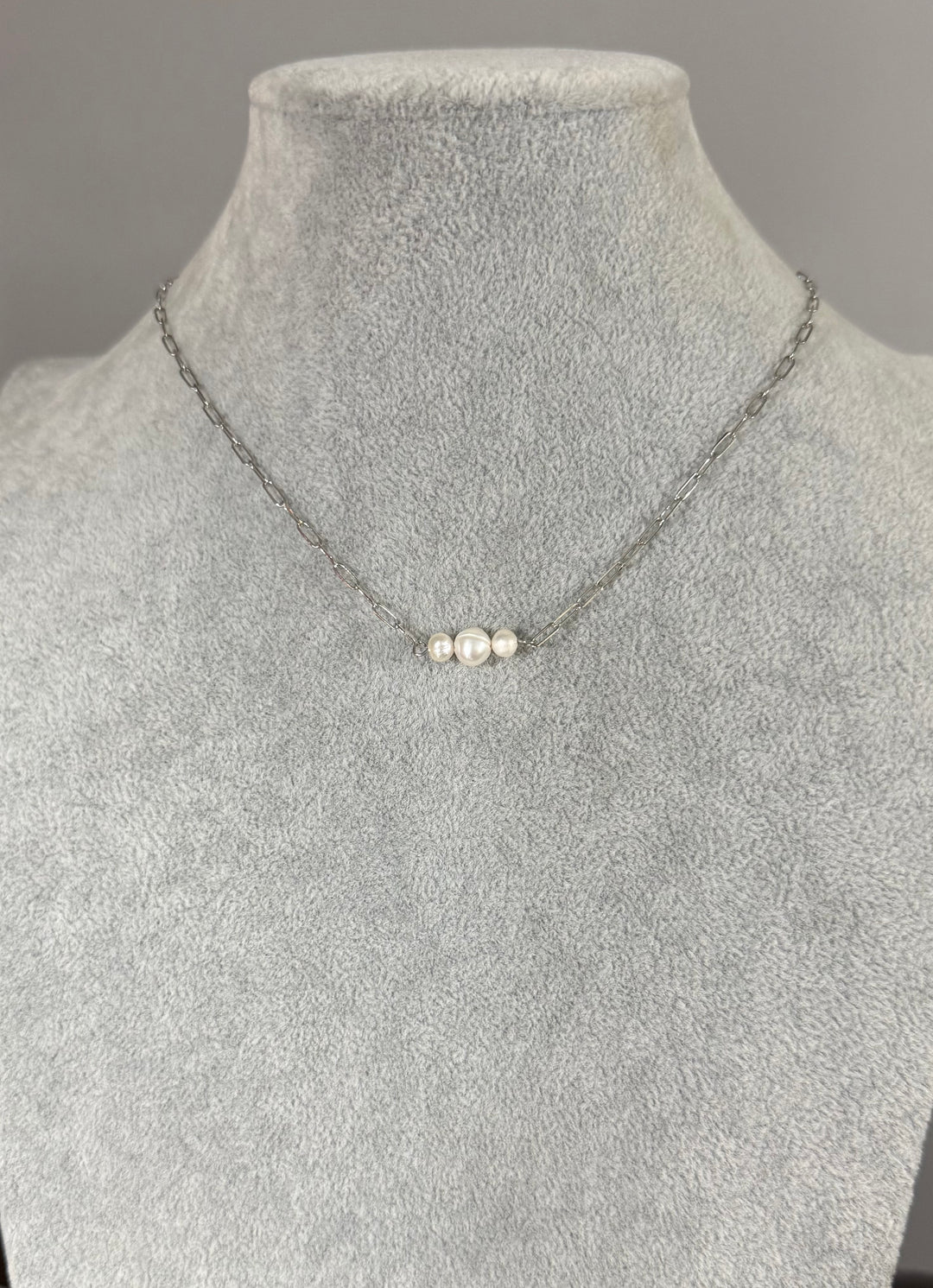 Dainty 3 Faux Peal Silver Necklace