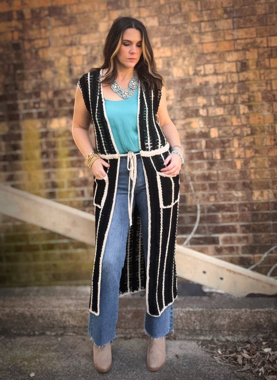 Black Knitted Sleeveless Cardigan