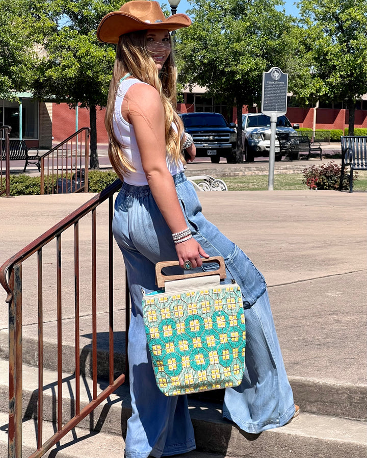 Caribbean Bound Handbag in Aqua