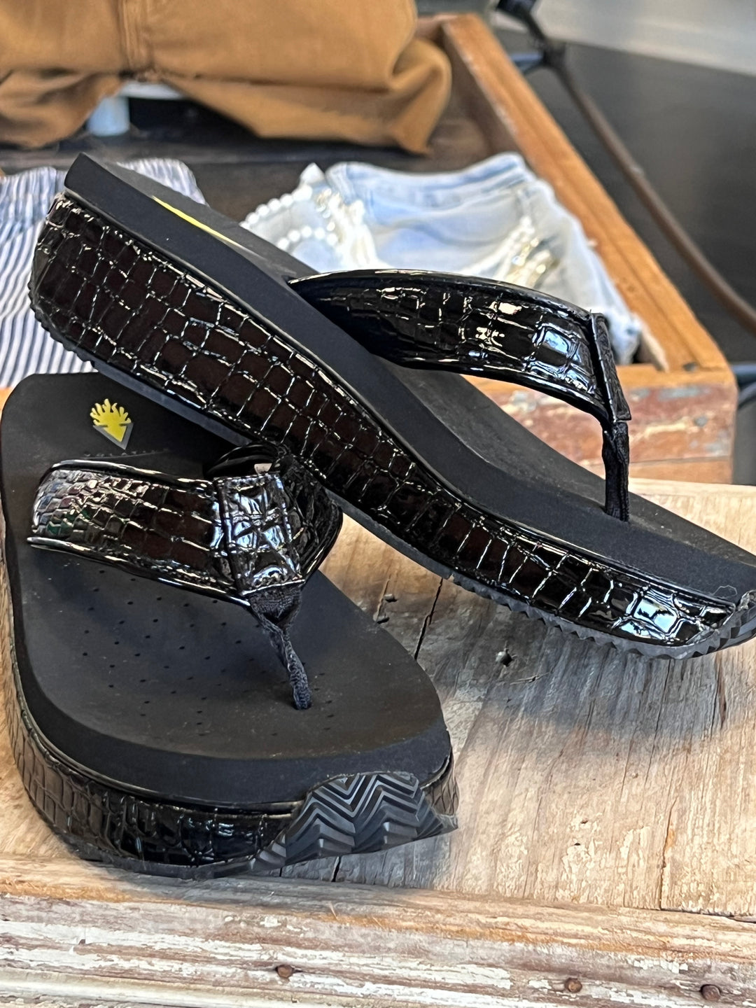 Mini Croco Wedge Sandal – Vintaj Cowgirl