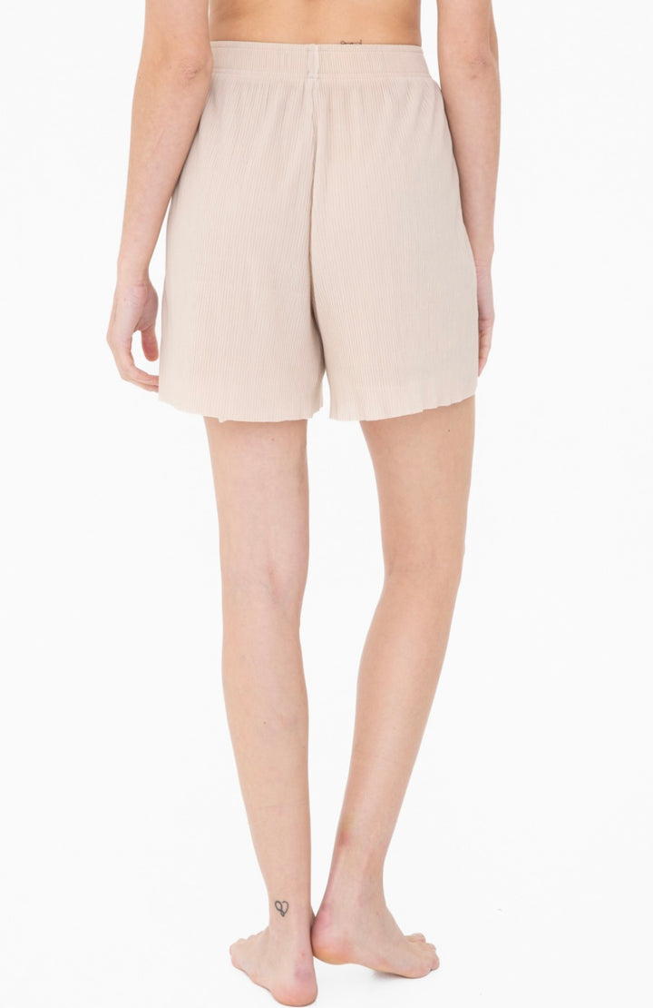 Micro Pleated Oversized Shorts Natural