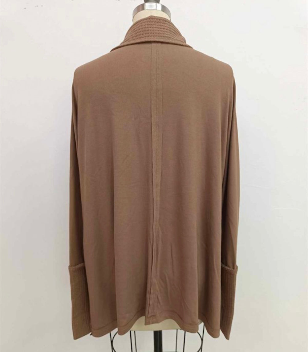 Soft Mixed Texture collared Knit Top in Mocha