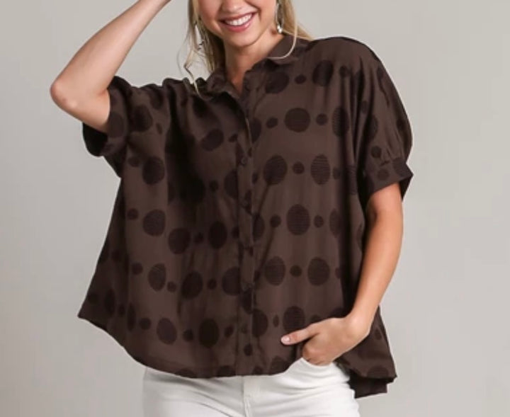 Umgee Circles Around Collared Top in Chocolate