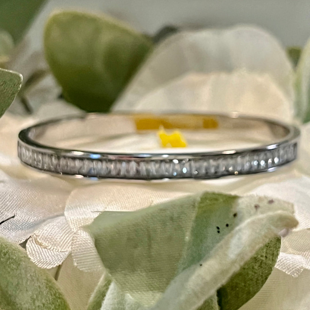 Dainty Hinged Bangle with Bagguette Bracelet silver