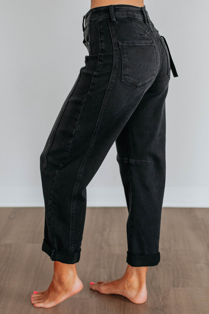 Risen Barrel Mid Rise Crop Jean in Black