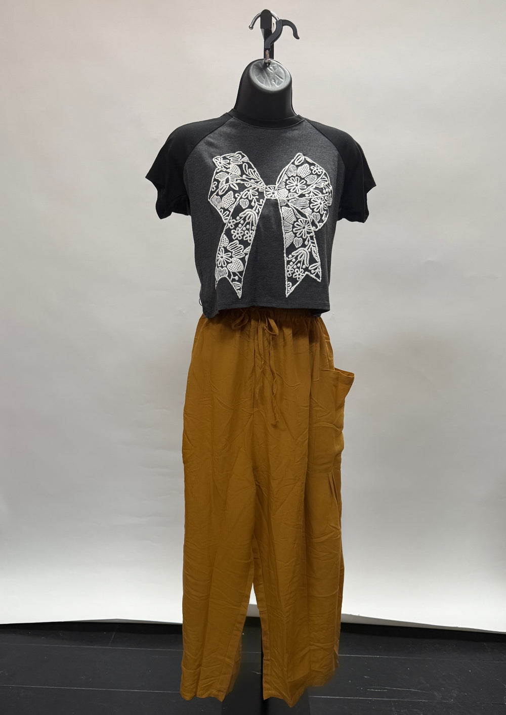 Deep Pocket Wide Leg Crop Pants in Ginger