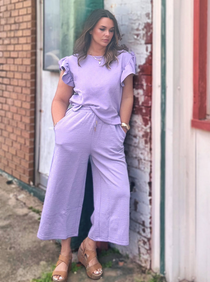 Umgee Flutter Sleeve Top in Lavendar