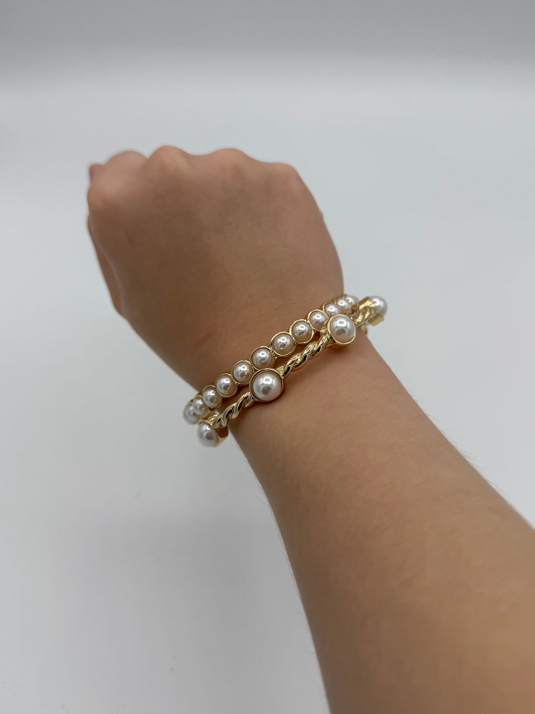 Pearl Studded Bangle Bracelet Set