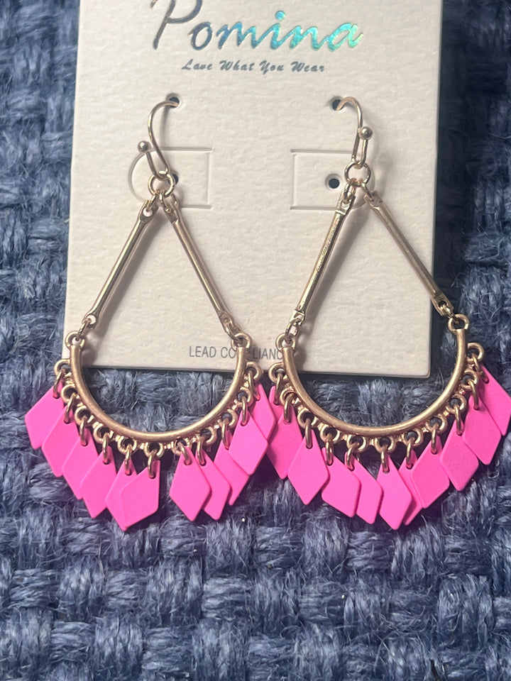 Teardrop w/Diamond Shaped Charms Earrings Pink